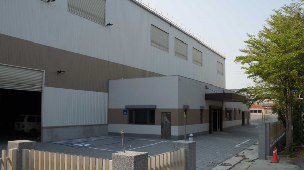 英鎮工業廠房新建工程 專營項目:專業金屬螺絲熱處理